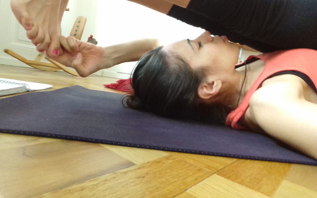 Pourquoi mes jambes tremblent-elles en yoga ?